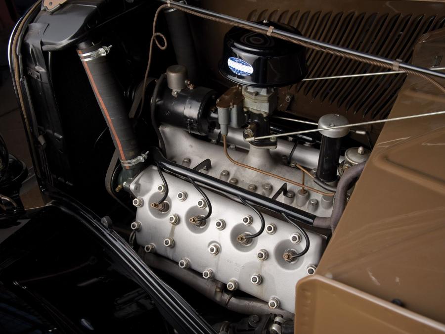  Ford V8 DeLuxe Station Wagon 1933 года  (фото 35 из 47)
